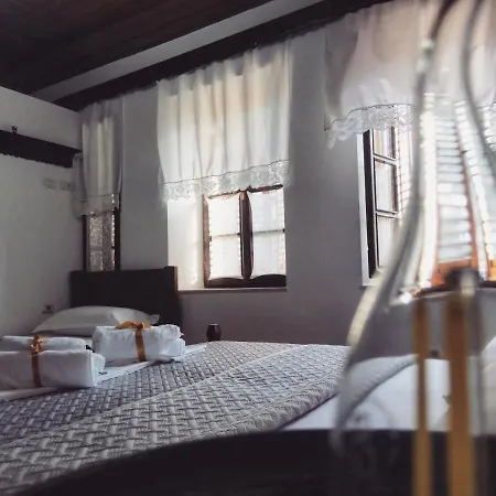 Timo's 3* بيرات